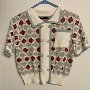 SHEIN Qutie Four Leaf Clover & Geo Pattern Patch Pocket Button Front Knit Top